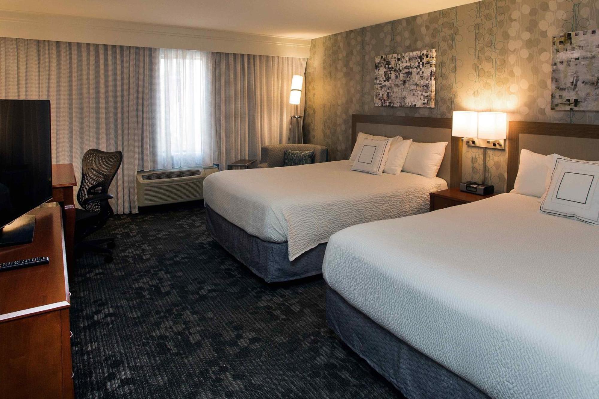 Courtyard Los Angeles Burbank Airport Екстериор снимка