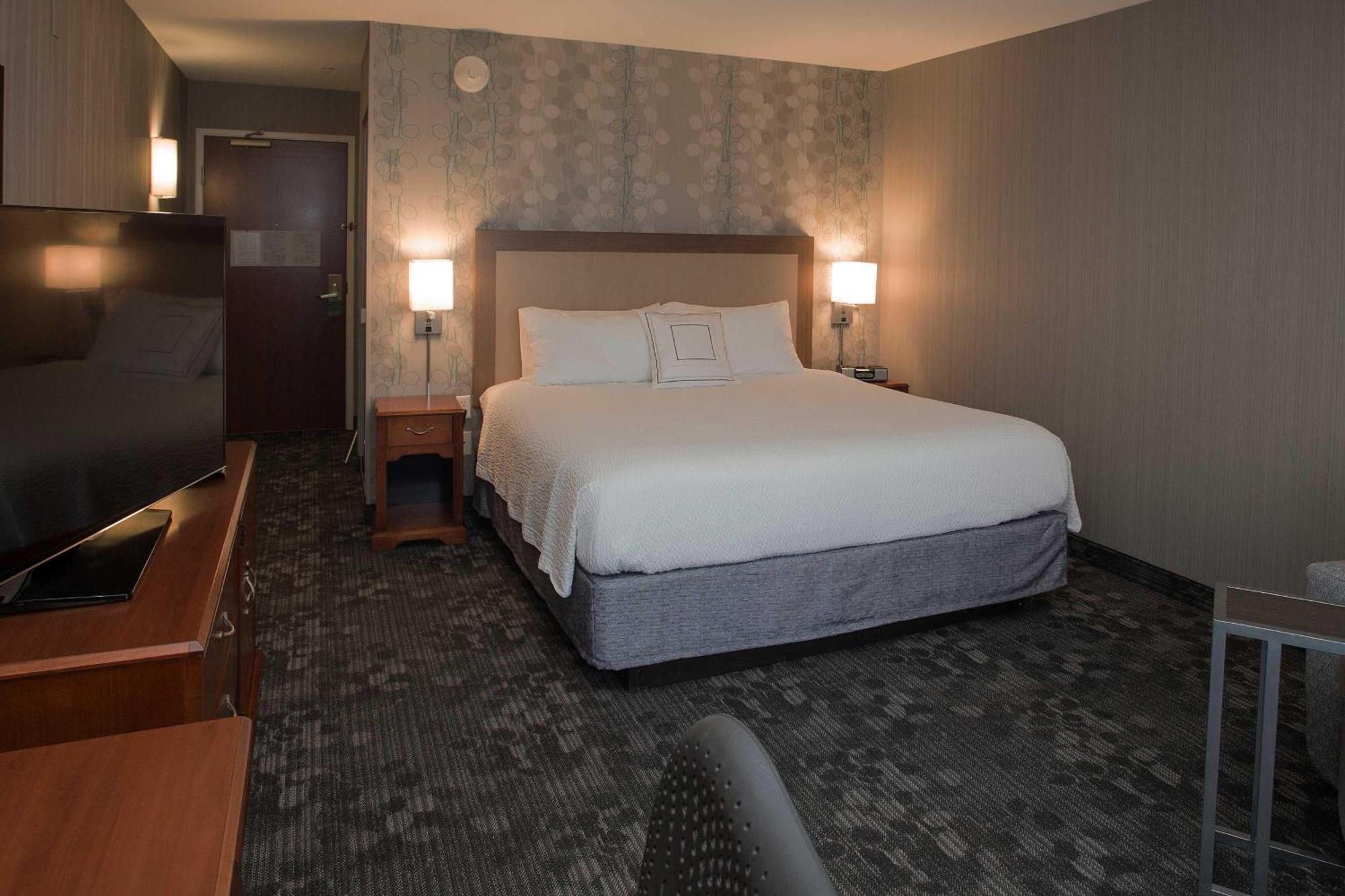 Courtyard Los Angeles Burbank Airport Екстериор снимка